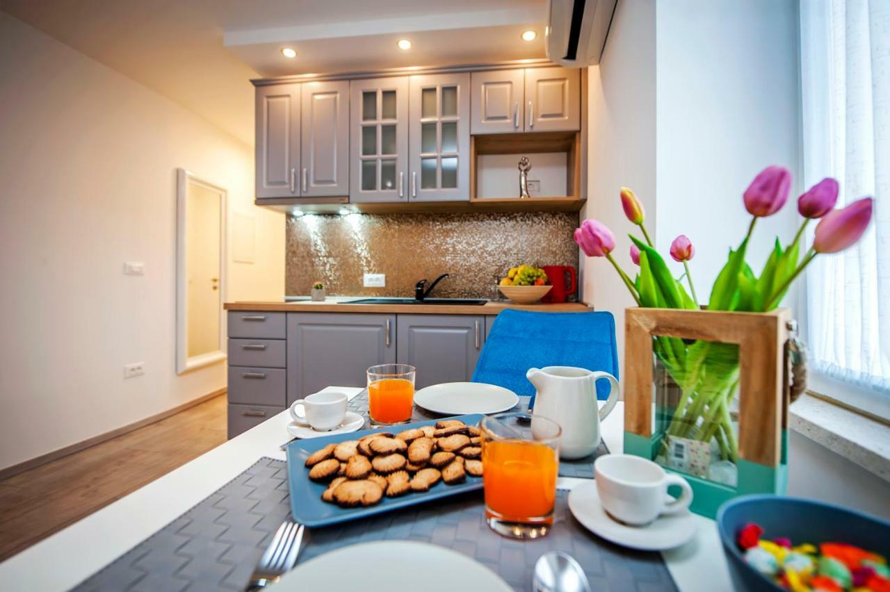 Studio Apartment Kris Rovinj Extérieur photo
